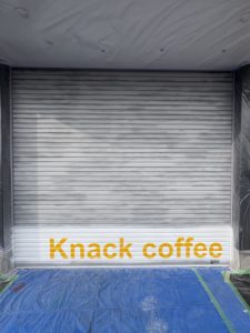 Knack coffee/茅ヶ崎/シャッターアート